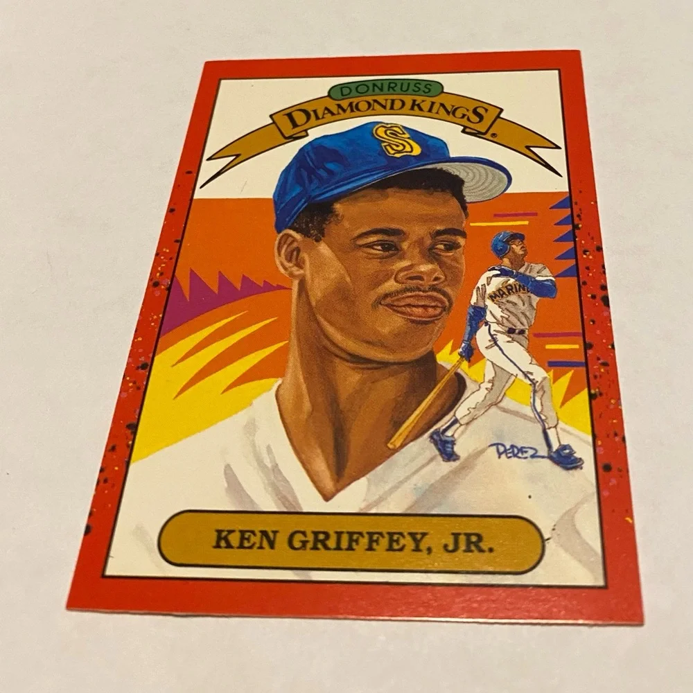 Ken Griffey Jr 1990 Diamond Kings Donruss Baseball Card #4 wrong year on back